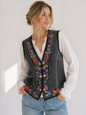 Icelandic Design Wool Embroidered Vest Nordic Boho Folk Button Front Size Small
